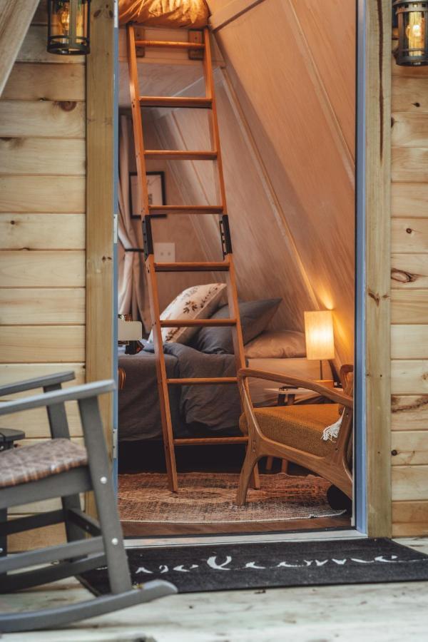 Appartamento Blue Brambler Glamping A-Frame Rockbridge Esterno foto