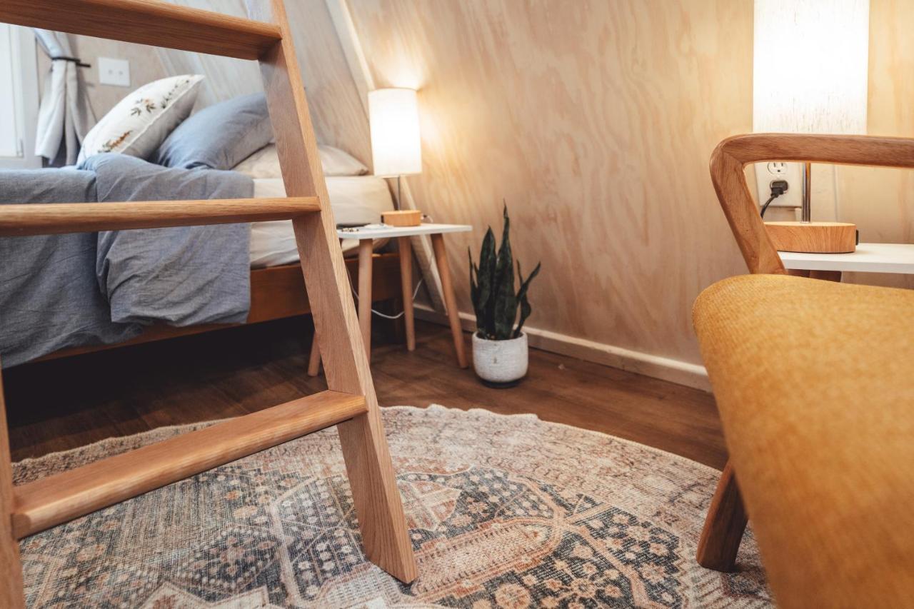 Appartamento Blue Brambler Glamping A-Frame Rockbridge Esterno foto